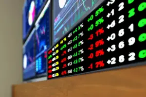 The Narrow Rally: Why Record Markets Hide Dangerous Weakness - According to CNBC, the S&P 500 reached consecutive record high